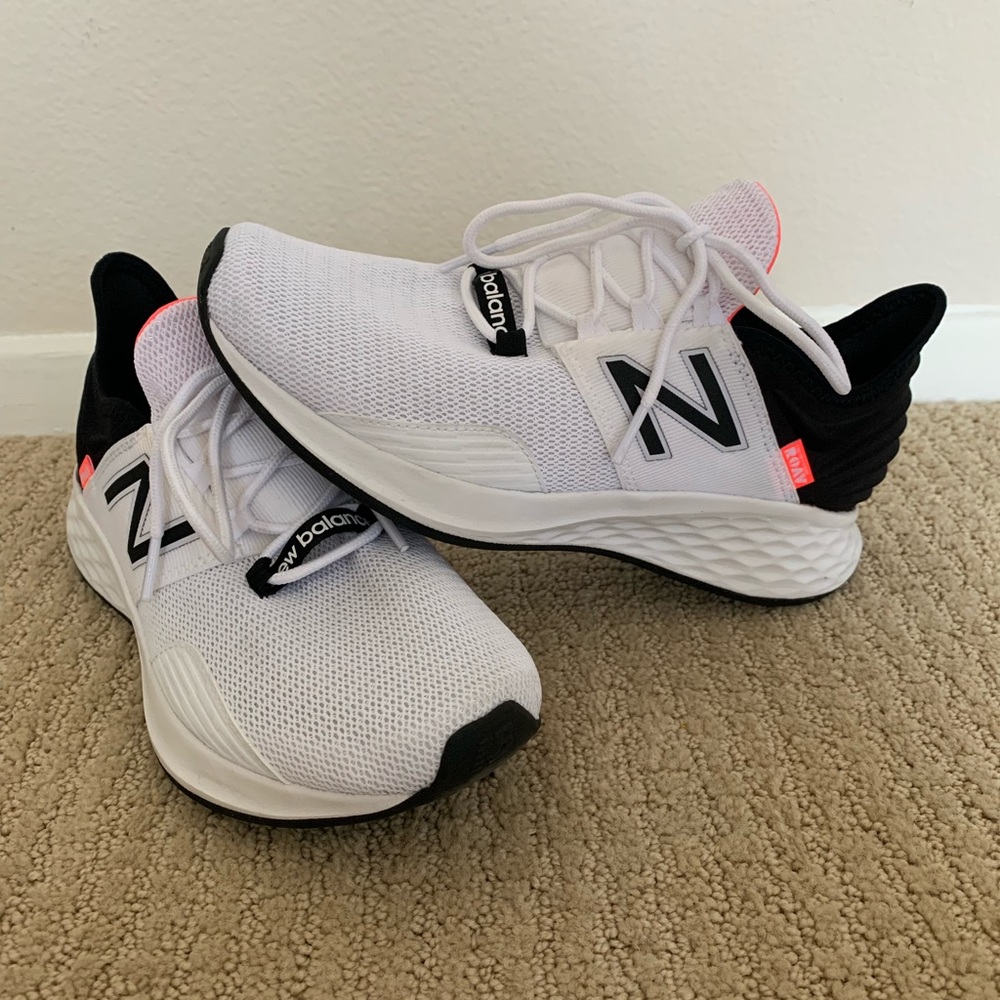 New Balance Fresh Foam Rova Low-Top Sneakers